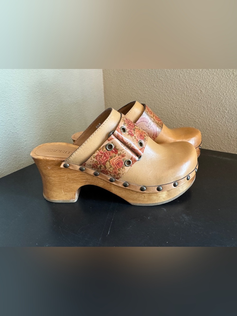 Espirit Tan Leather Clogs with Floral Accent Strap. Y2K| Leather| - Picture 2 of 6